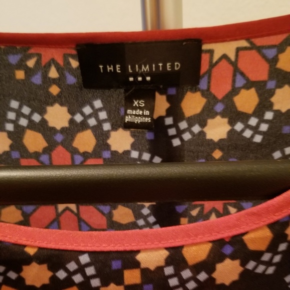 Colorful patterned top - Picture 2 of 3